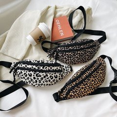 外国貿易の卸売りの豹の紋様の女性のカバンの便利な式の腰の包みの胸の包みのファッションの豹の点の斜めなショルダーの包みのpockets