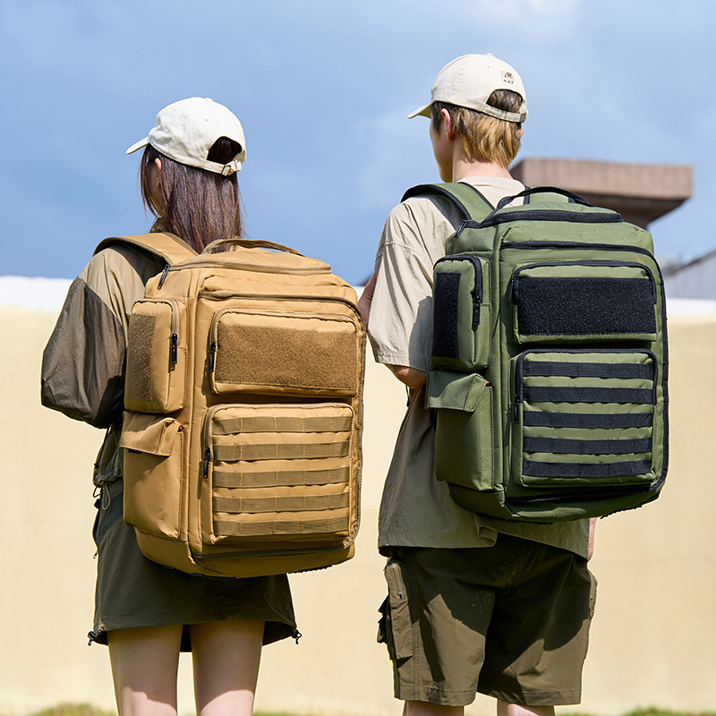 Bolsa de montaña de gran capacidad anti-derramamiento mochila de campamento al aire libre colgable tracción bolsa de viaje mochila táctica de montar camuflados