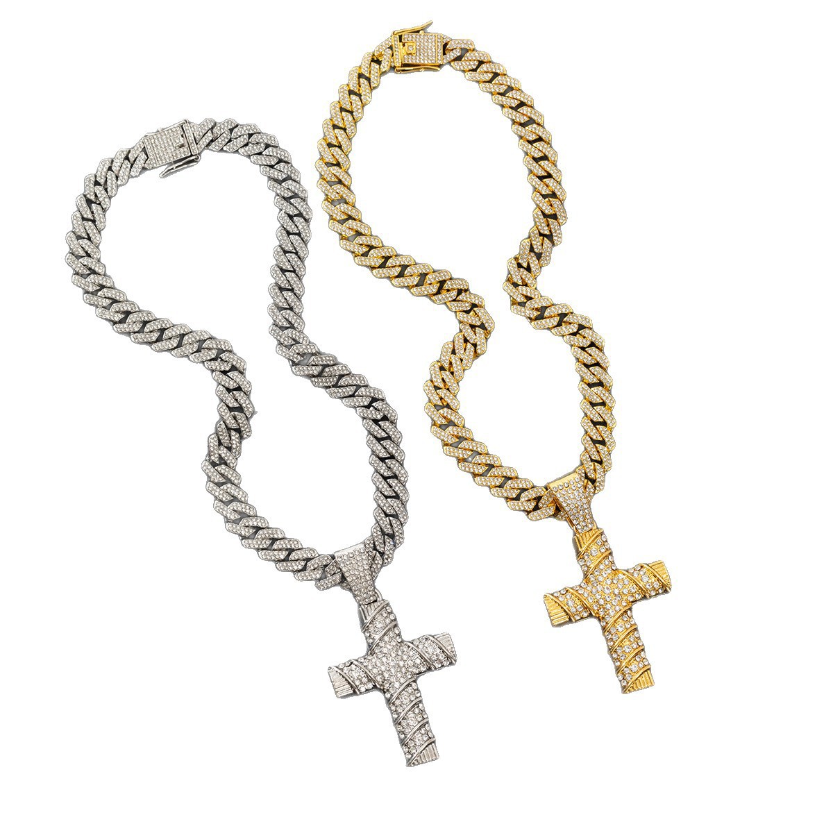 Collana catena cubana con pendente a croce per donna, strass_voghion.com