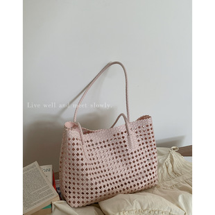 �n�����������Ůʿ�����2026�ļ��¿��U�����ذ����s�μ���ĸ��