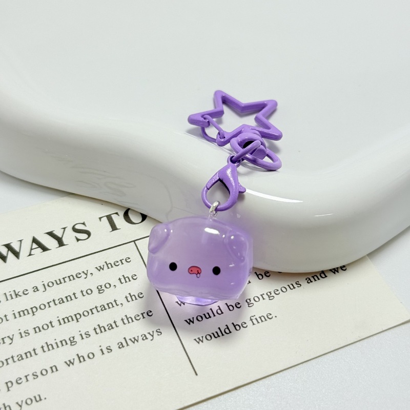 カラフルな甘いクマ、子豚、星のペンダント、学生文具箱のペンダント、ランドセルのペンダント、クラスメートの誕生日プレゼント|undefined