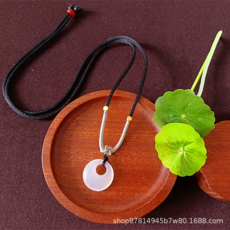 검은색 끈이 달린 작은 공주 버클(직경 25mm)