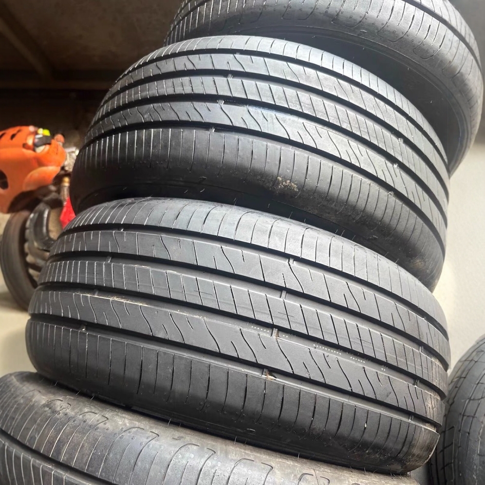 二手固特异轮胎 245/45R19 102V 御乘 3 代 适配吉利银河 E8 极氪