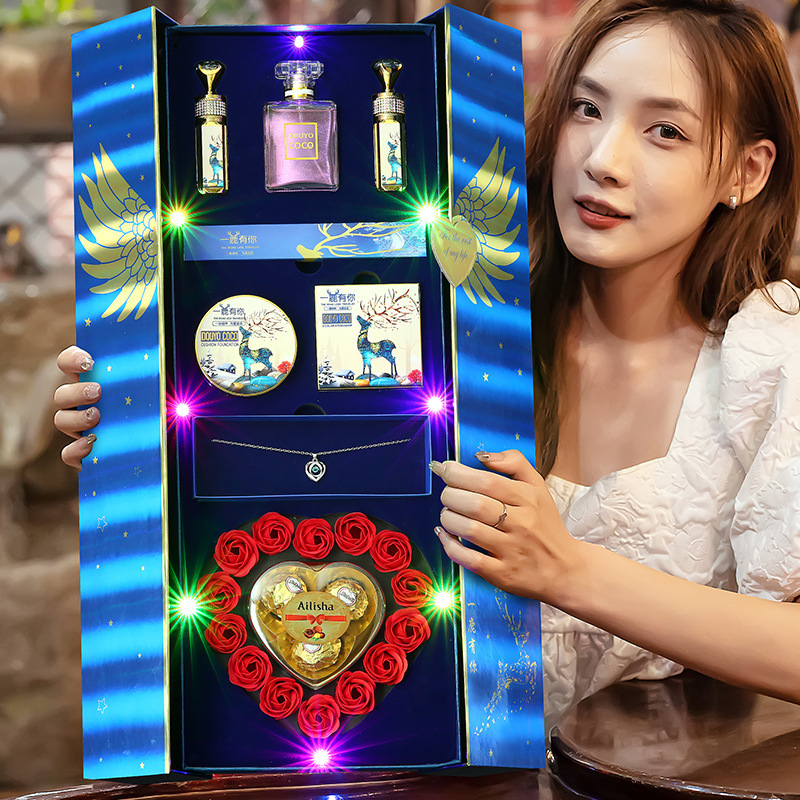 Chinese Valentine's Day Birthday Gift for Girlfriend, Girlfriend, Wife, Angel Makeup, Perfume, Lipstick, Makeup Set, Birthday