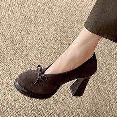 ブラウンレトロ弓厚いヒールハイヒールの女性の 2025 新しい秋と冬のスカートフランスのメリージェーンの靴