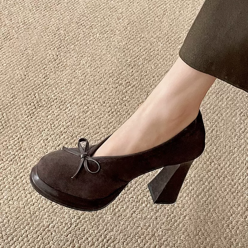 棕色复古蝴蝶结粗跟高跟鞋女2025新款秋冬配裙子法式玛丽珍单鞋子