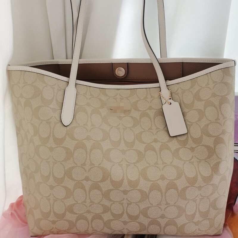 Kouc's high-end version of the city33 classic large-capacity shopping bag, commuter magnetic buckle handbag, shoulder tote bag for women