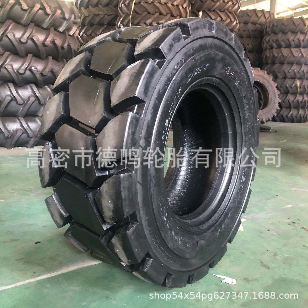 Los fabricantes suministran neumáticos de maquinaria de construcción 14-17.5 neumáticos de carga 15-19.5