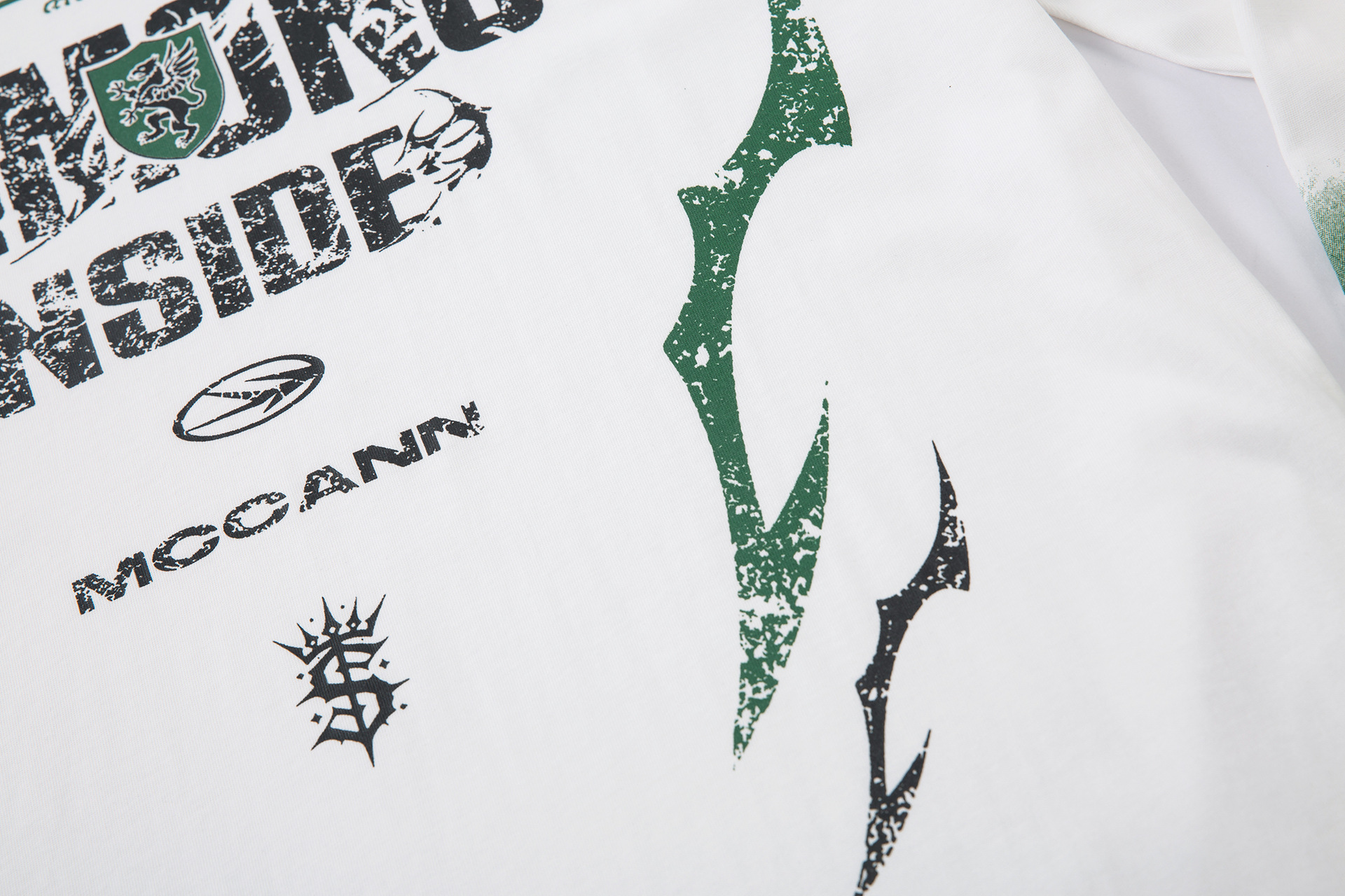 Men's Streetwear Long Sleeve T-Shirt – Oversized Graphic Tee With Dark Print (100% Combed Cotton, M-XXL, Black/White)_viptrois.com