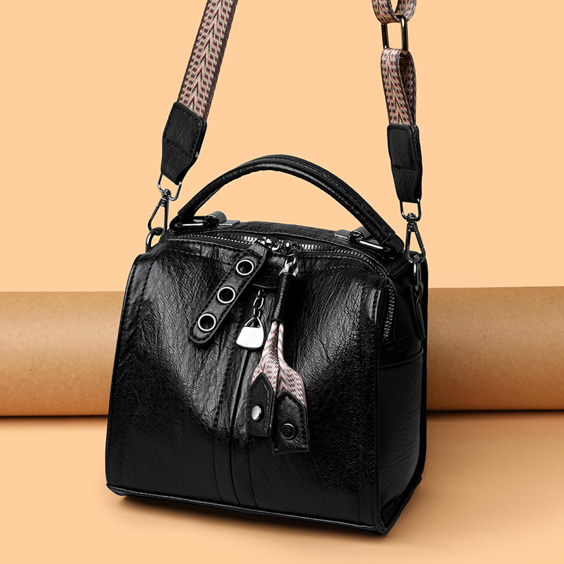 European And American Retro Boston Bag For Women, Soft Leather Shoulder And Crossbody Bag, New Fashion Versatile Large Capacity Handbag - Thumbnail 3