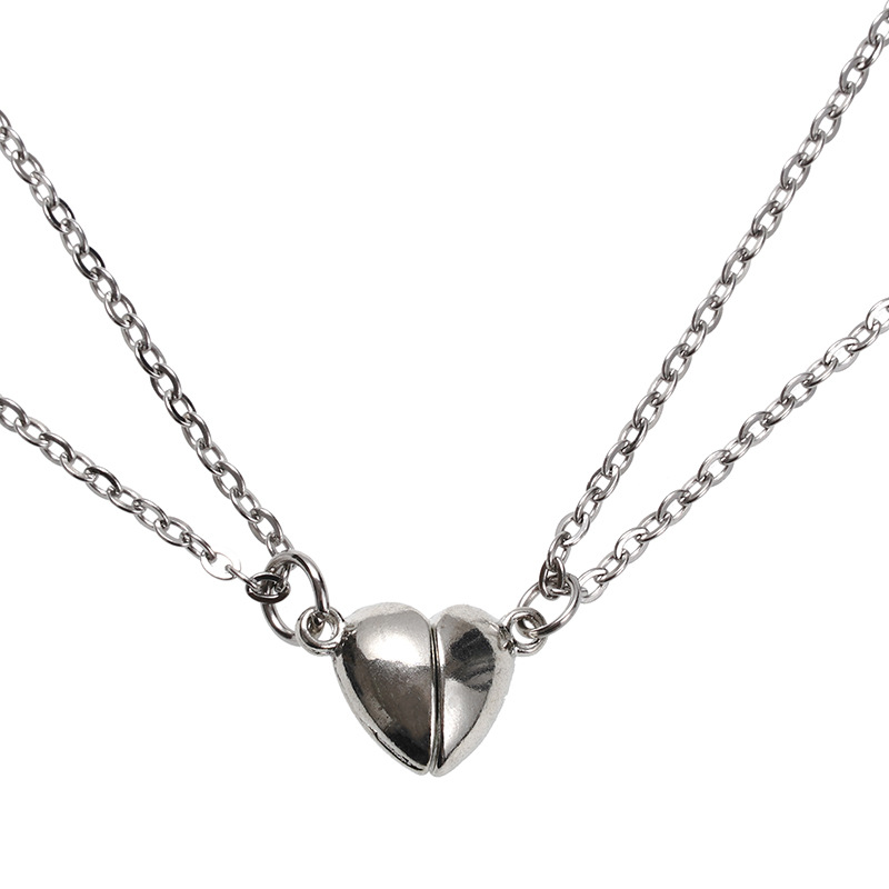 Unisex Gender Plating Design Simple Style Heart Shape 201 Stainless Steel Alloy Magnet Cable Chain Pendant Necklaces Wholesale