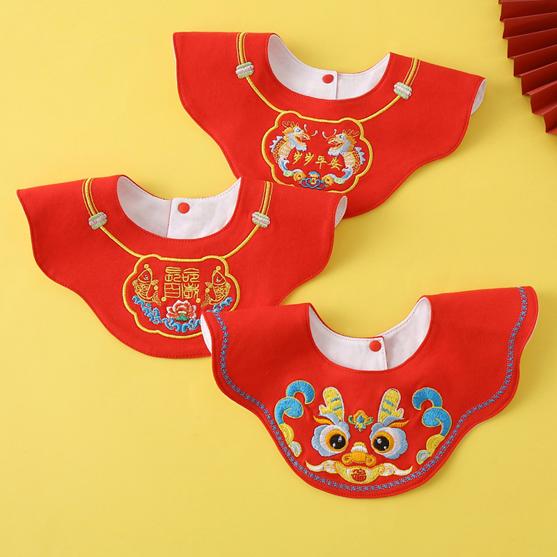Baby saliva towel cotton red festive cloud shoulder baby bib waterproof newborn anti-spitting bib WJ32
