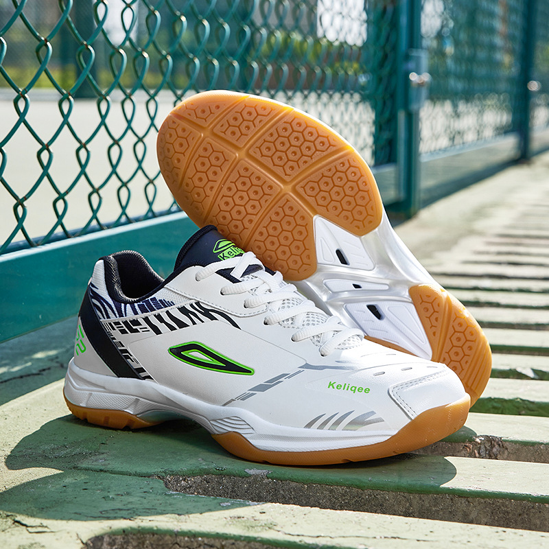 Nuevos zapatos de tenis unisex de comercio exterior zapatos de bádminton ligero transpirable cuatro generaciones quinta generación transpirable resistente al desgaste