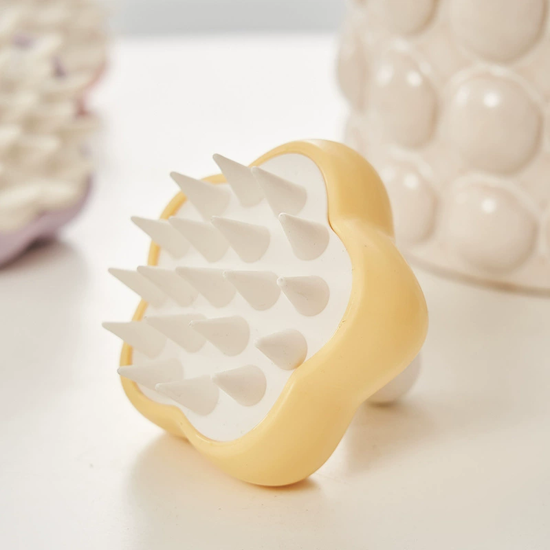 Shampoo Massage Brush Flower, PP+TPR, Compact 7.7×7.8 cm, Multicolor