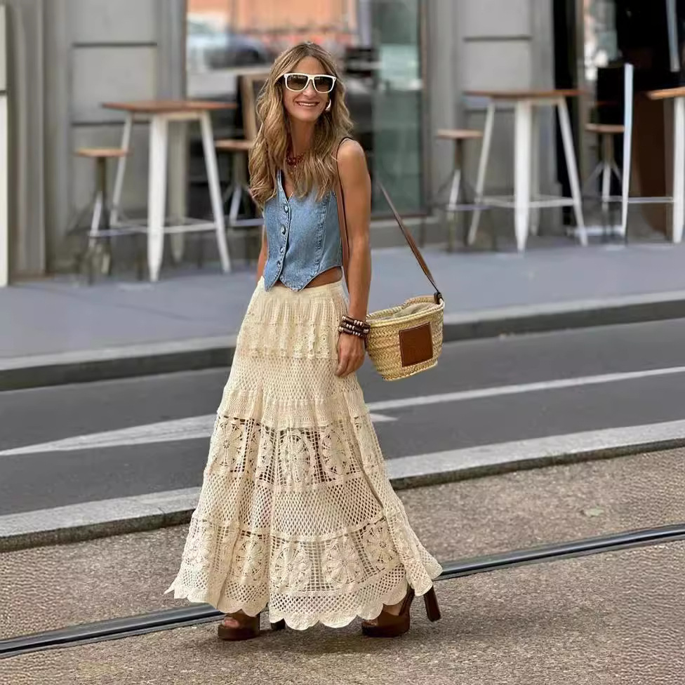 Amazon 2025 European and American Export Russian Cross-Border Women's New Lace Cut Out Knitted Skirt