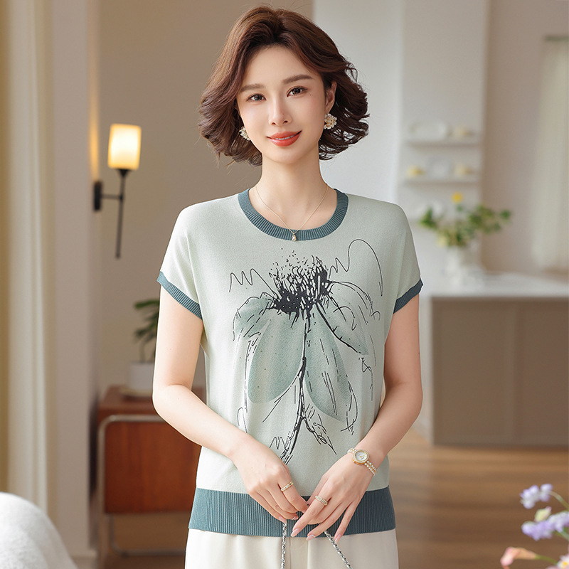 Fashionable Summer Knit Top for Moms, Stylish Printed Thin Short-Sleeve T-Shirt for Middle-Aged and Elderly Women