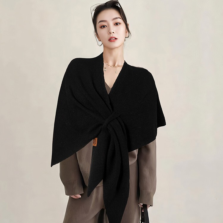 韩系羊毛条纹三角大披肩女保暖加厚外搭针织围巾秋冬服饰外搭坎肩|undefined