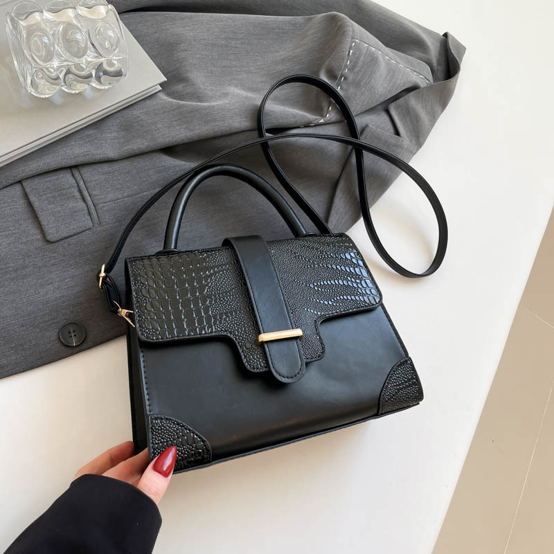 Bolsos de mujer todo fósforo nuevo bolso de moda nuevo bolso de mensajero de un solo hombro de moda nuevo bolso cuadrado de primavera 2025