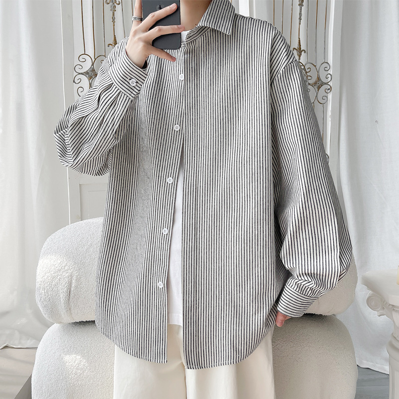 Black And Whie Sriped Sun-proecive Long-sleeve For Men, Summer American-syle Cleanfi, High-end Rero Layering_voghion.com