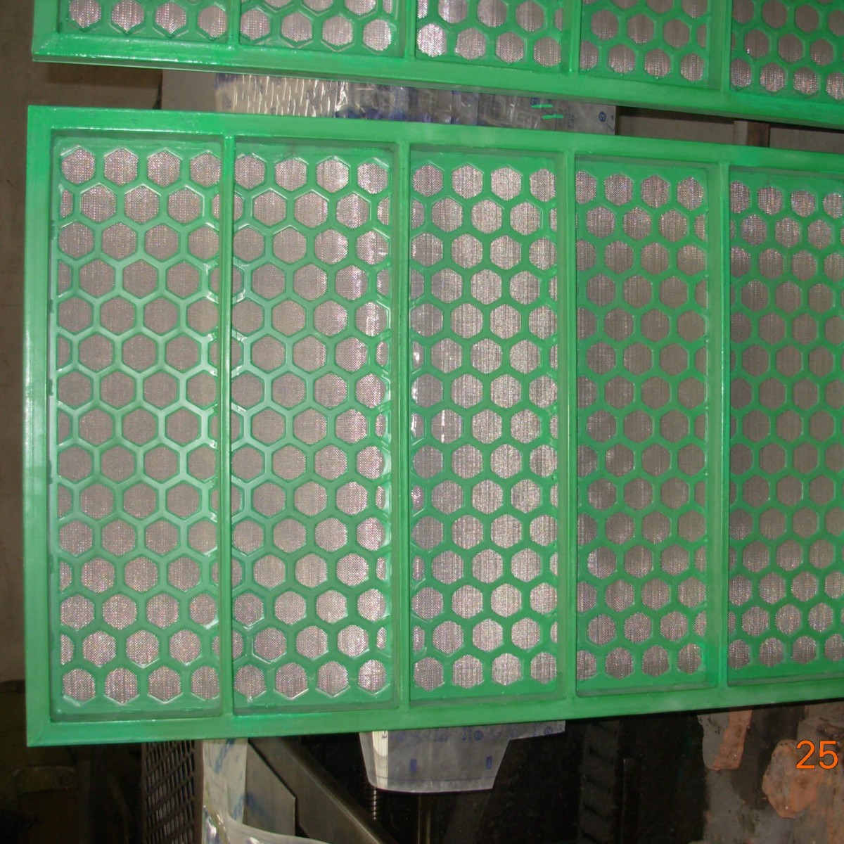 生产销售框架振动筛网1250×700mm×120目，聚氨酯框架筛网