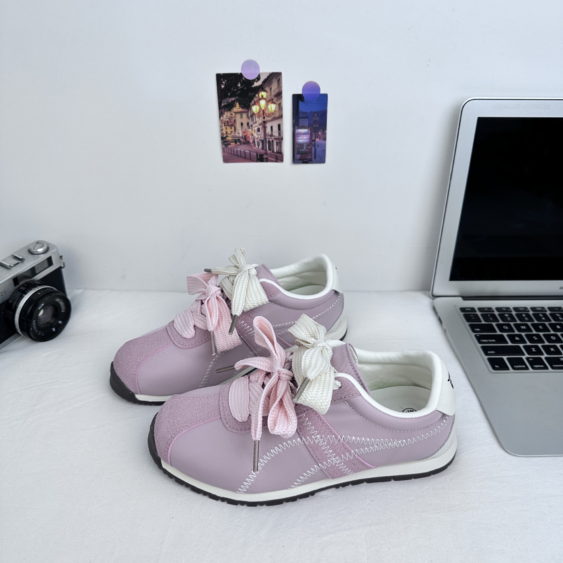 Zapatos coreanos A-Gam para mujeres de alta altura zapatos de entrenamiento de primavera 2025 moda retro zapatos casuales versátiles A9879