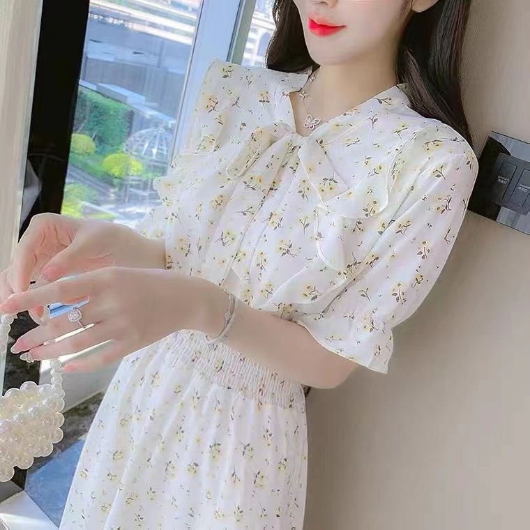 French Ruffled Floral Dress Women's 2024 Spring and Summer New Waist Elegant Bow Lace Base Dress