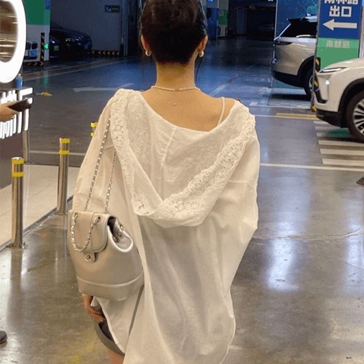 White lace hooded sun-protective shirt jacket, thin style for women, 2026 new spring French-style chic loose and unique top White lace hooded sun-protective shirt jacket, thin style for women, 2026 new spring French-style chic loose and unique top