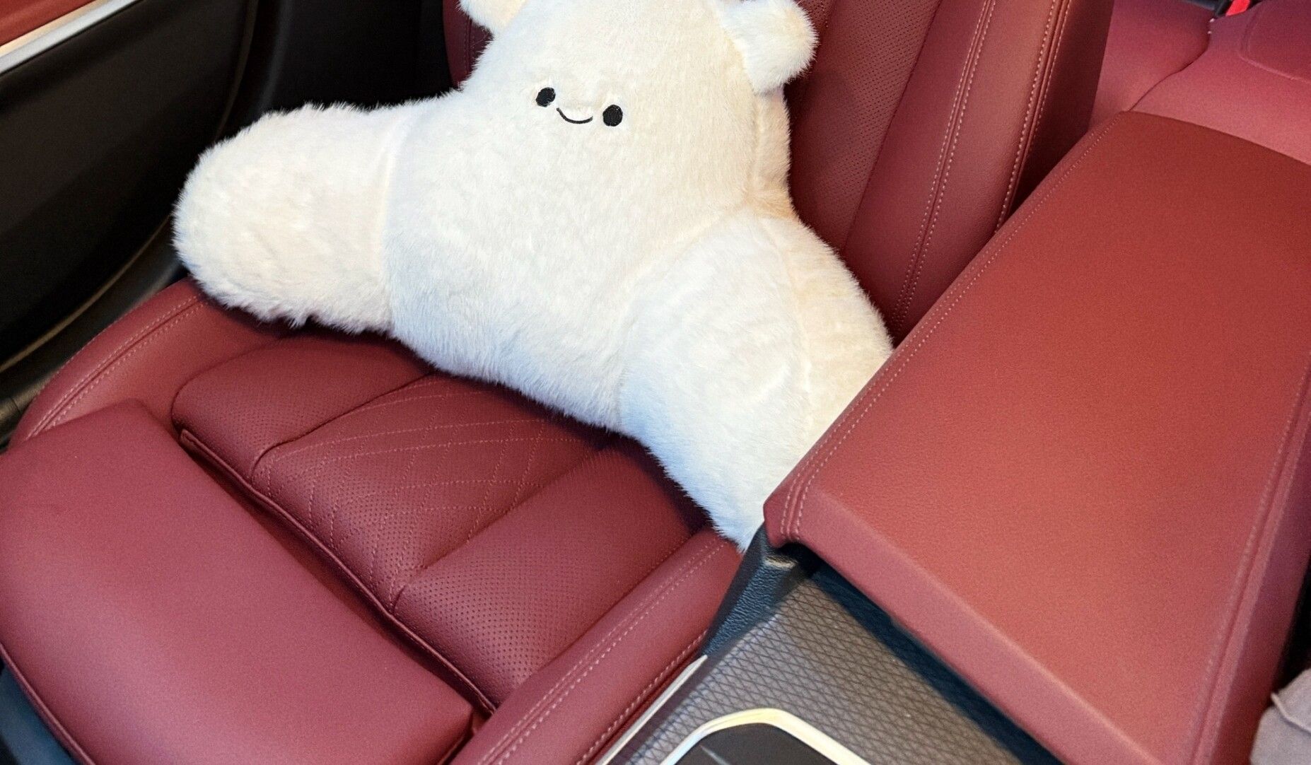 Cute Smiling Face Headrest and Lumbar Support Set Car Cushion Car Headrest Pillow Plush Cartoon Headrest Pillow