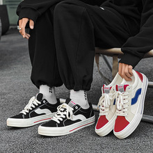 新款2024春季男鞋子ins韩版休闲复古滑板鞋小众情侣学生帆布鞋女
