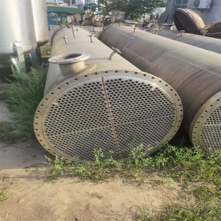 九成新不锈钢冷凝器列管式10平方冷凝器食品工业换热冷凝器