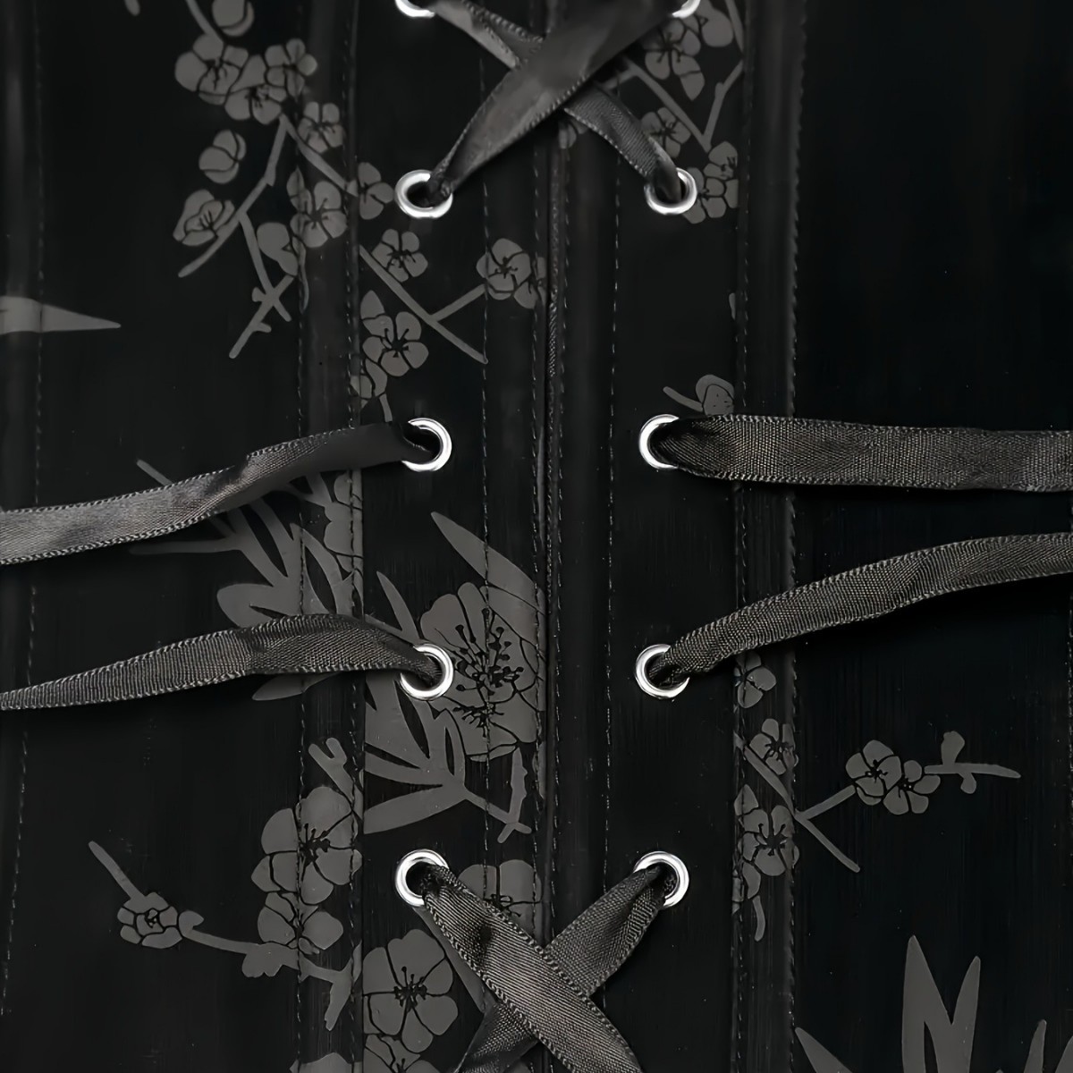 Moda nueva impresión negra sin correa de hombro para limpiar el pecho de la corte corte corte de la ropa de forma de cuerpo Amazon