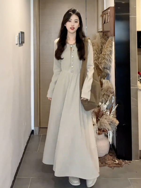 冷淡系漂亮独特别致气质内搭打底长袖连衣裙子长裙2025新款女秋季|undefined