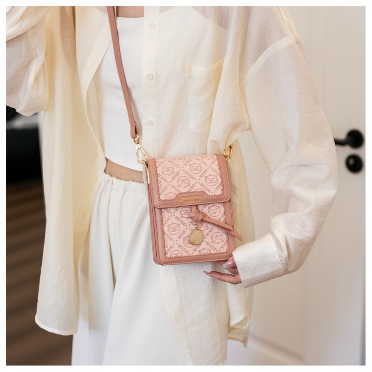2024 new mobile phone women's crossbody small fashionable and versatile shoulder bag, mini vertical lightweight coin_voghion.com