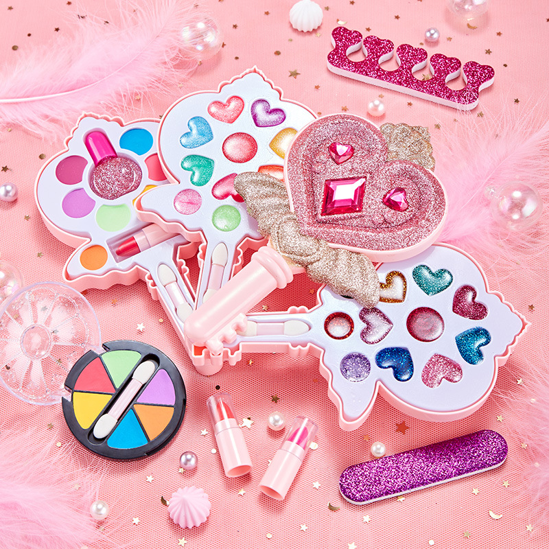 Cosméticos para niños al por mayor, caja de maquillaje no tóxica, aceite, lápiz labial, juguete, traje especial para niñas de 3-6 años, juego de casa 4-5
