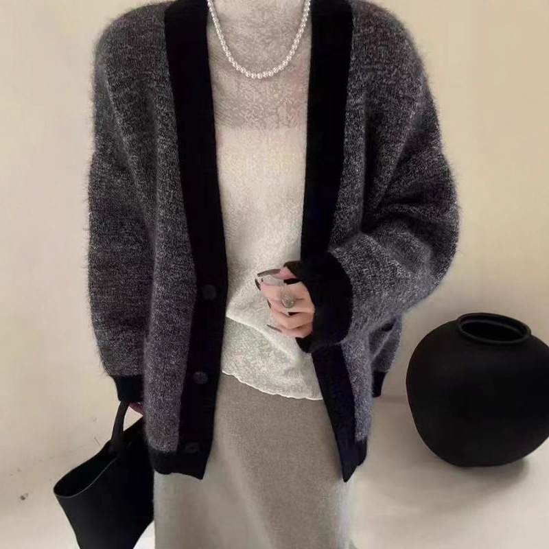 老钱风深灰色V领针织开衫女2025秋冬新款慵懒高级感宽松毛衣外套|undefined