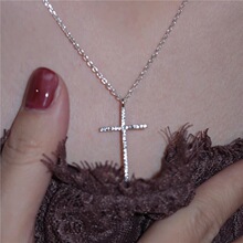 2025�¿��yɫʮ�ּ���Ů�p���OӋ�߼��К��|�ٴ��i����i����