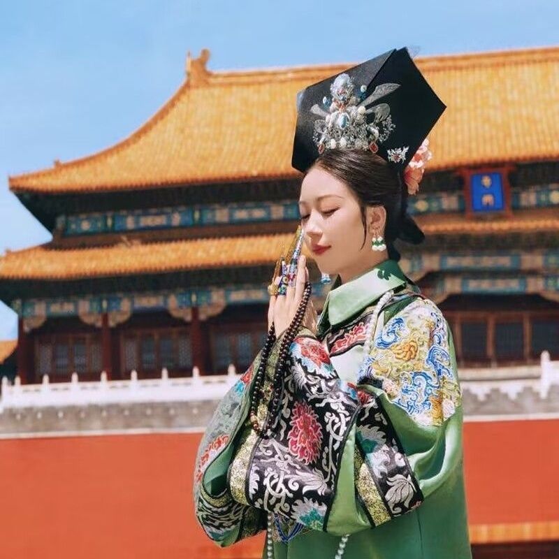 模造刺繍プリント女王衣装、貴妃服、紫禁城、清朝、満州宮殿、古代衣装、旗服写真|undefined