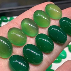 天然緑玉髄瑪瑙の戒面diyは戒面のペンダントの指輪の結晶を嵌め込みます。