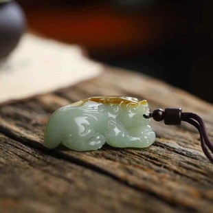 Natural Xinjiang Hetian Jade Jade Supply Chain and End Material Old Material Qiao Sugar Color Jade Pixiu Pendant Pendant with Certificate