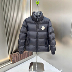 25新款蒙家羽绒服立领加厚保暖宽松时尚大logo徽标男女同款羽绒服
