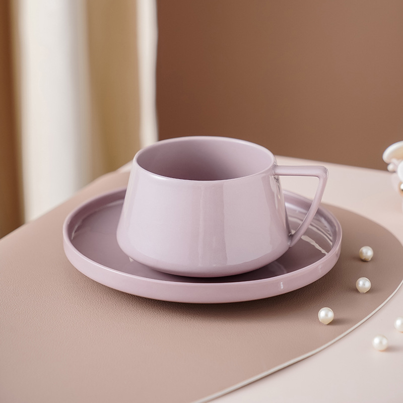 Cerámica ins Oficina En Casa taza de té la tarde color sólido Garland oreja colgando creativo simple traje café y platillo