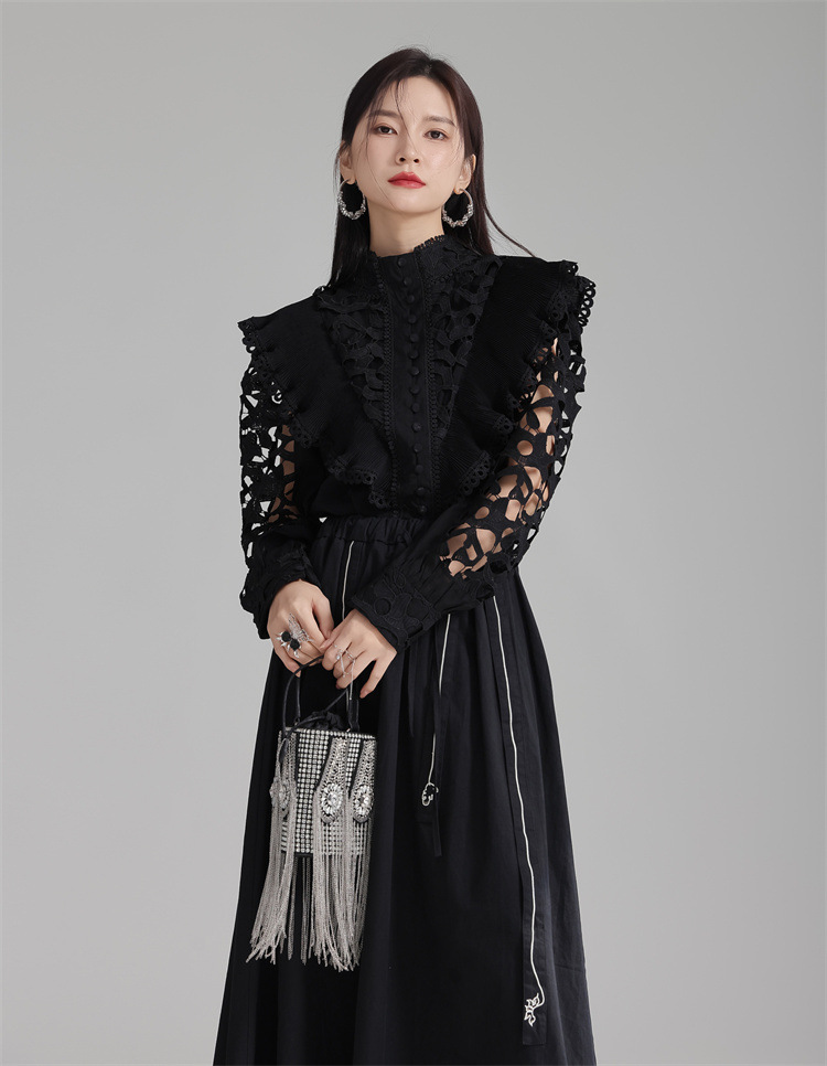 法米姿 早春新款宫廷风法式刺绣镂空衬衫显瘦别致立领上衣
