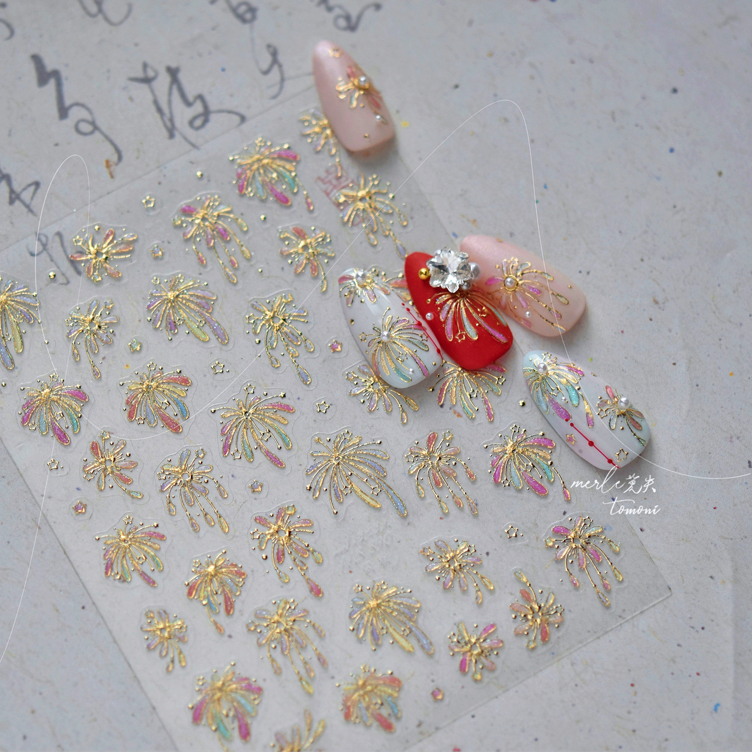 Tomoni & Mo Shuai Jin Uña nuevo estilo chino pegatinas de uñas brillante fantasía perlas fuegos artificiales accesorios materiales