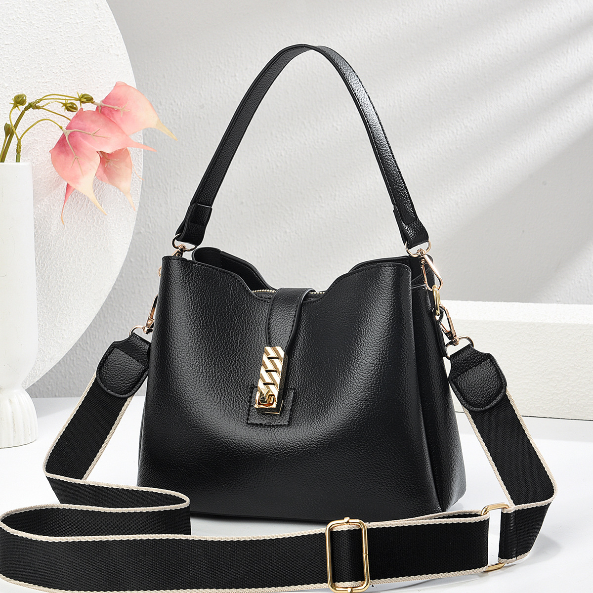 2025 señoras temperamento todo fósforo nuevo bolso de mensajero bolso de estilo coreano bolso de hombro exquisito bolso de mujer mujer de moda
