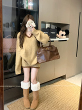 卡其色复古v领长袖套头毛衣女冬季休闲套装针织包臀半身裙两件套