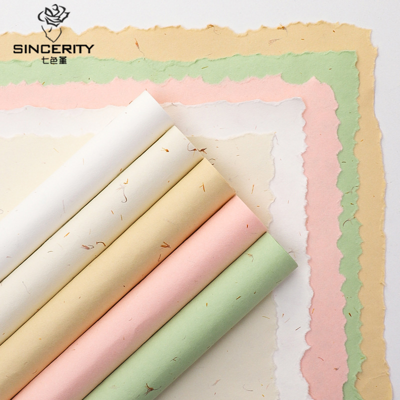 Papel de pétalo desmenuzado de pensamiento de siete colores, papel puré, papel hecho a mano de bricolaje, ramo de flores, papel de embalaje, material floral