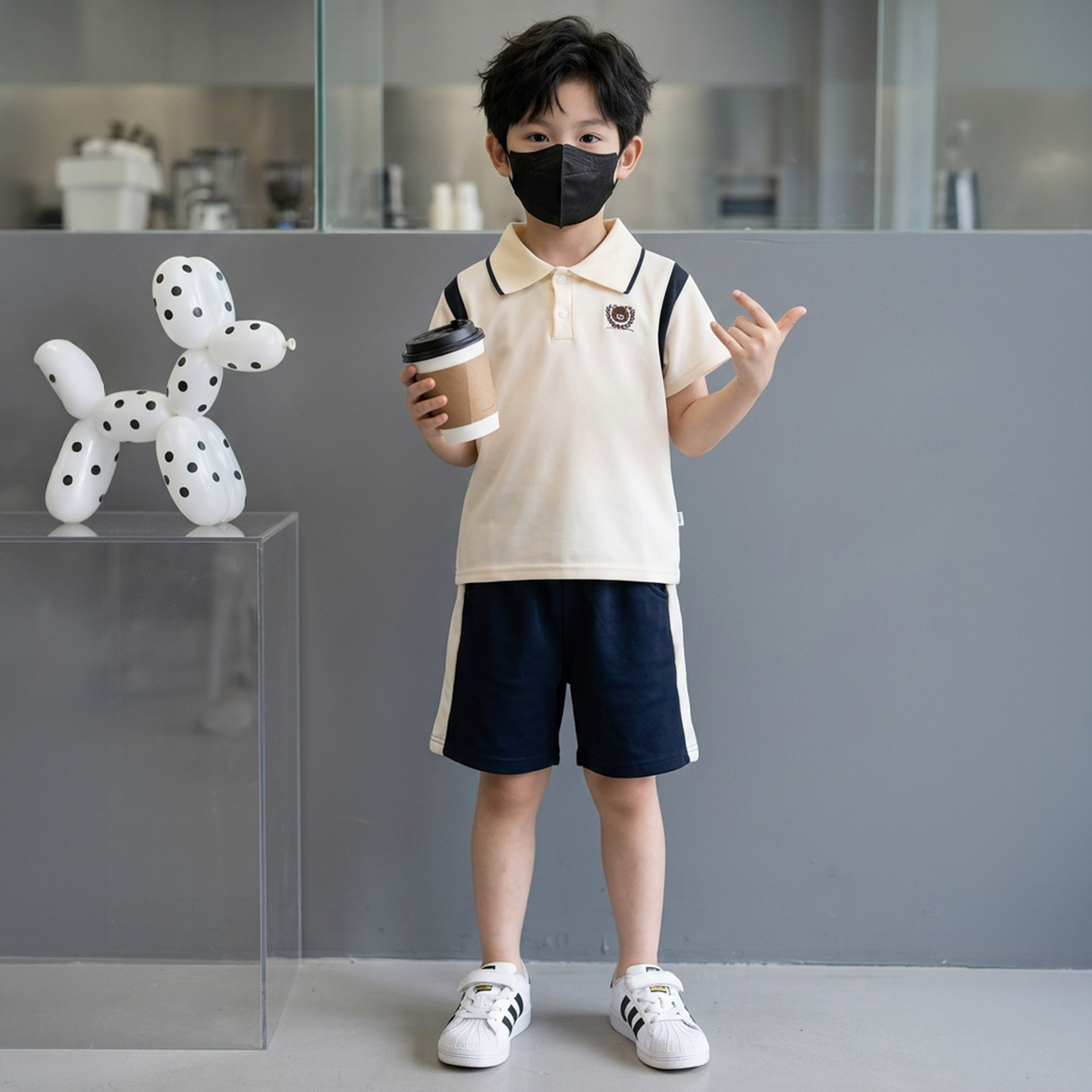 Set de mangas cortas para niños de verano nuevo polo para niños deportivo de dos piezas set de niños de verano pantalones cortos ropa infantil al por mayor image 9