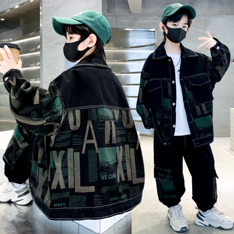 Berniuko džinsinis kostiumas 2024 m., nauji drabužiai, dideliems vaikams, pavasario ir rudens stiliaus, sprogstamasis, dviejų dalių komplektas, sportinis, madingas_voghion.com