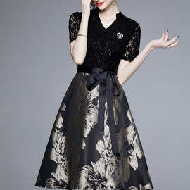 夏季法式赫本风短袖V领蕾丝拼接收腰显瘦中长款a字提花礼服连衣裙