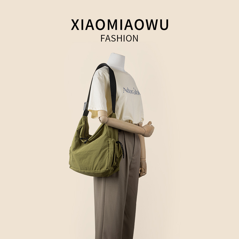High end summer nylon versatile crossbody bag for female students commuting, single shoulder large capacity tote bag,_voghion.com